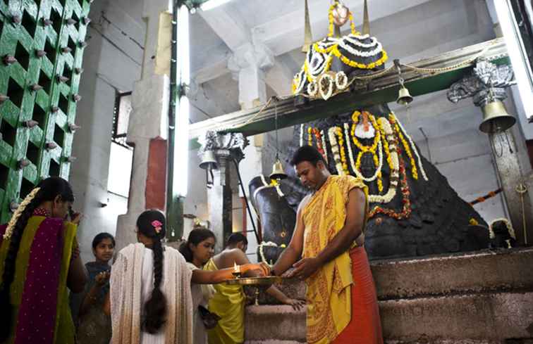 11 mejores templos en Bangalore y lugares espirituales / 