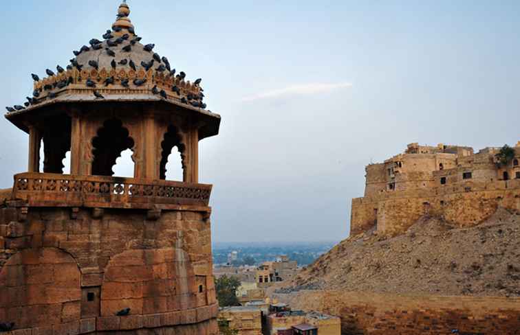 14 principales atracciones y lugares para visitar en Jaisalmer / Rajasthan