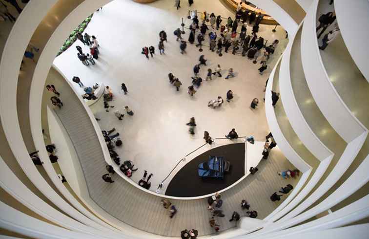 9 suggerimenti per visitare il Museo Guggenheim di New York / New York