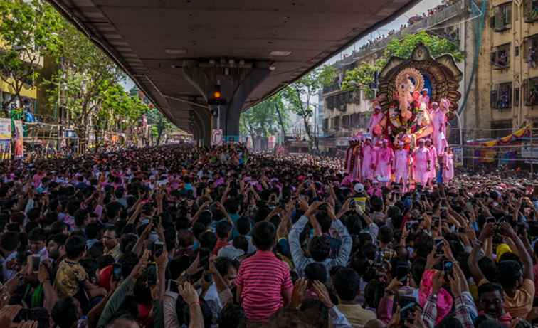 Come vivere l'epico Ganesh Festival di Mumbai / Maharashtra