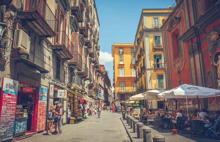 Neapel Empfohlene Restaurants und Pizza / Italien