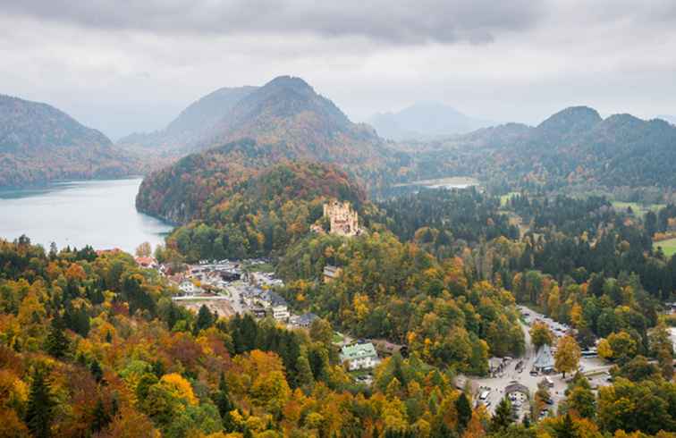 Alojarse en Hohenschwangau cuando visite los castillos del rey / Alemania