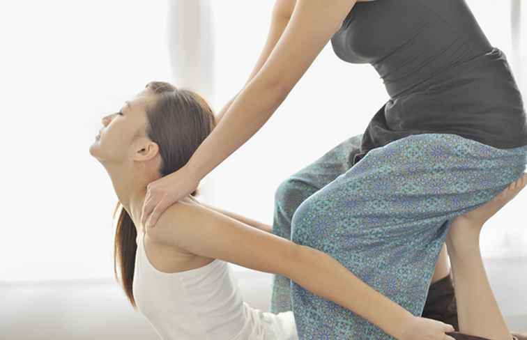 Cos'è il massaggio thailandese? / Spas
