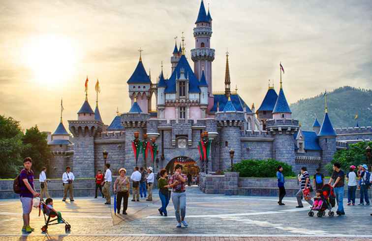 Wo Sie Rabatte auf Hong Kong Disneyland Ticketpreise erhalten / Hongkong