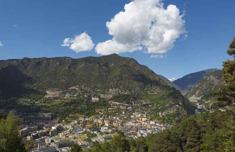 Dagtrip naar Andorra en Pyreneeën vanuit Barcelona / Spanje