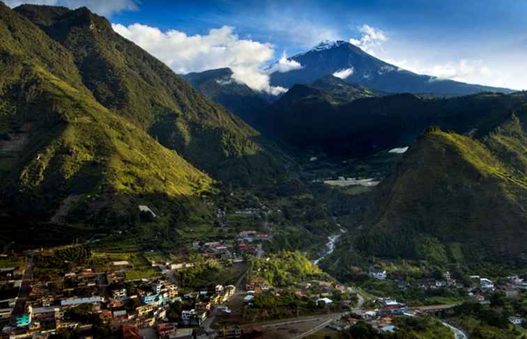 Baños, Ecuador Vulkanen, wonderen en toeristen