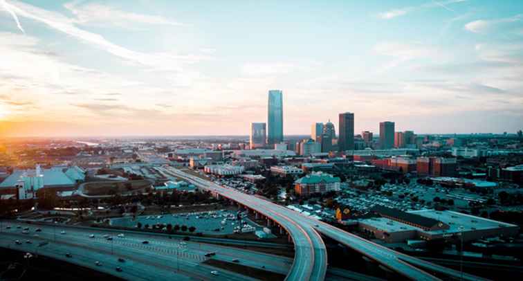 Leggi di fuochi d'artificio nella zona della metropolitana di Oklahoma City