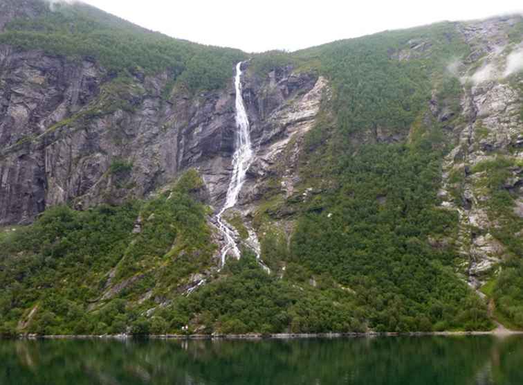 Fjorden van Noorwegen - A Day in Geiranger en de Geirangerfjord / Noorwegen