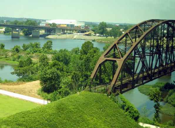 Clinton presidenziale Park Bridge storico a Little Rock / Arkansas