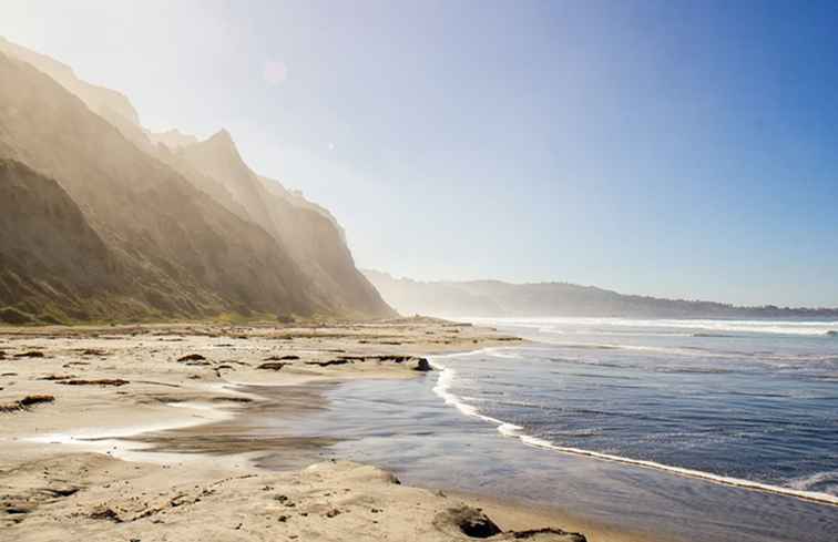 Ricreazione nuda nelle spiagge e nei resort della contea di San Diego / California