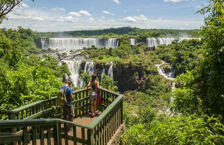Visita le cascate di Iguazu sul confine tra Argentina e Brasile / Brasile