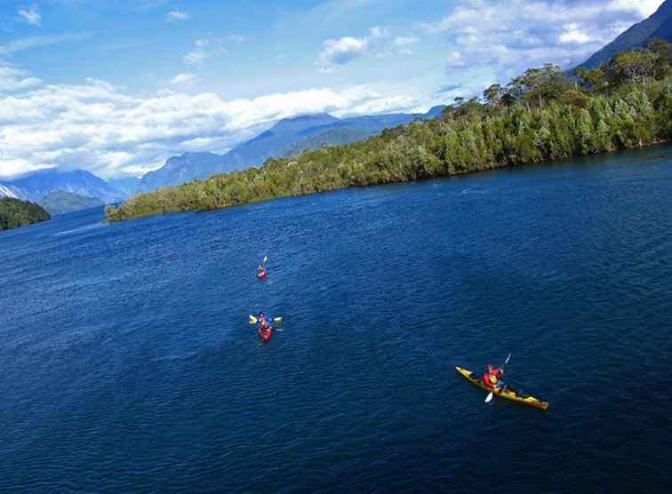 6 viaggi in kayak autoguidati in tutto il mondo / Sport acquatici