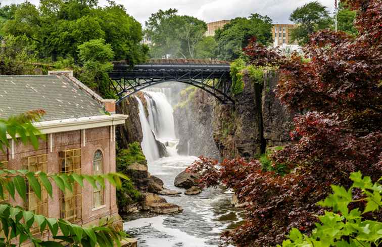 Eine kurze Geschichte der Paterson Great Falls