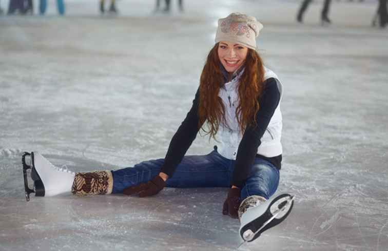 Una guía de patinaje sobre hielo en el centro de Reno Ice Rink / Nevada