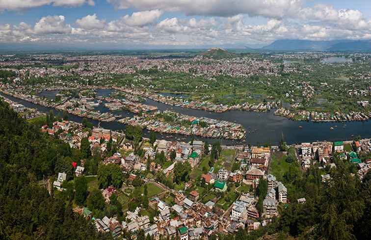 Uno sguardo raro sull'India fuori dai sentieri battuti / JammuandKashmir