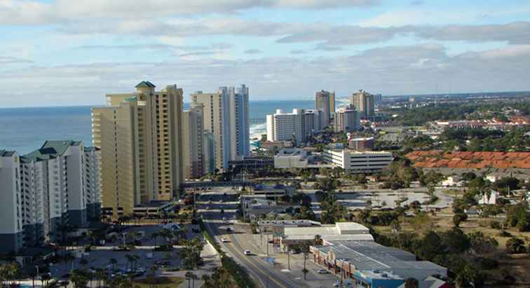 Una guida di viaggio su come visitare Panama City Beach con un budget / Florida