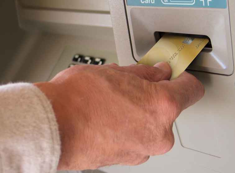 ATM-Betrug Was Reisende wissen müssen