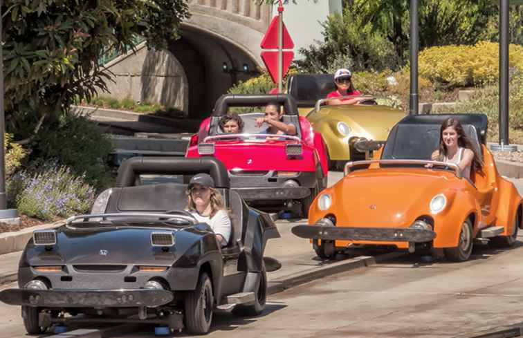 Autopia Ride bij Disneyland Things You Need to Know / Californi�