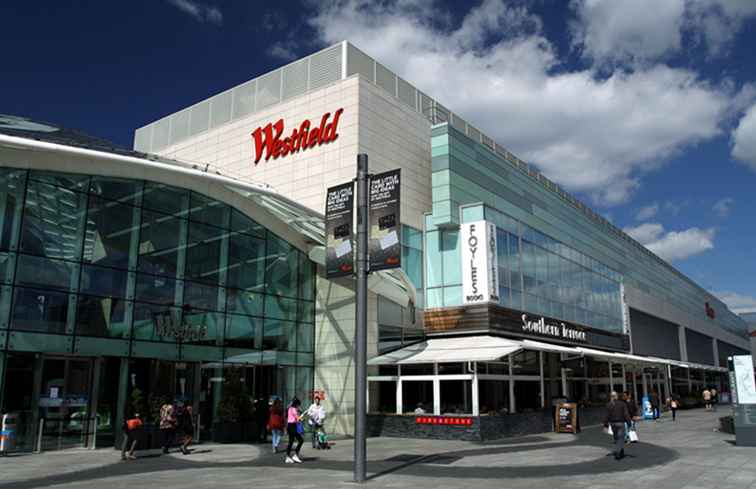 Le plus grand centre commercial de Grande-Bretagne à Westfield London / Angleterre