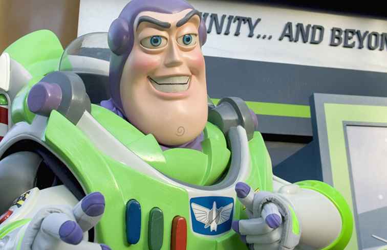 Buzz Lightyear Astro Blasters a Disneyland Cose da sapere / California