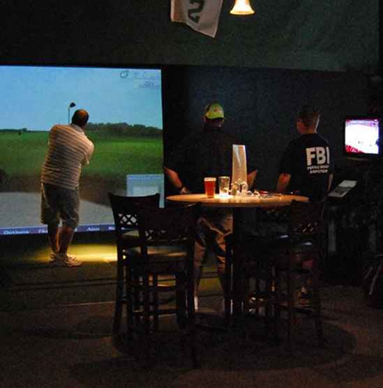 CrossWoods Indoor Golf Center / Arizona