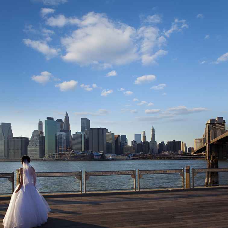 Etiquette Advice for New York Wedding Guests / New York