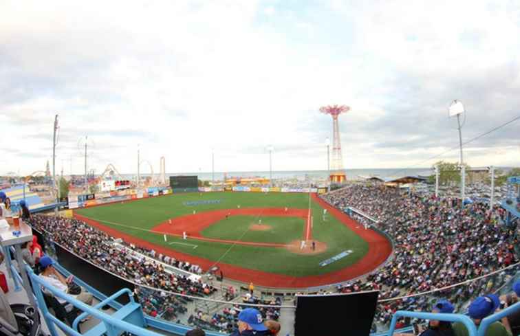 Comment obtenir des billets pour le match de baseball Cyclones à Coney Island / New York