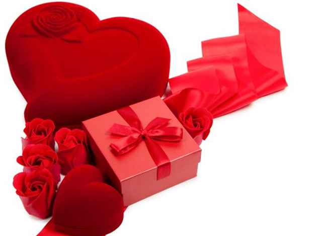 Last-Minute Valentinstag Geschenke / Romantische Ferien