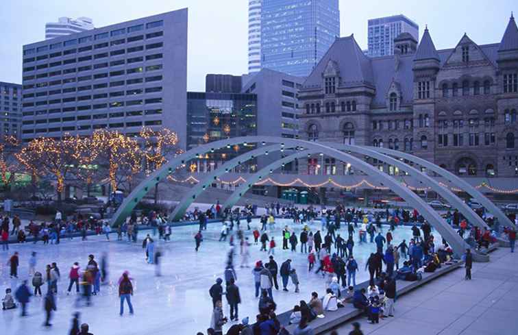 Novembre a Toronto Meteo, cosa mettere in valigia e cosa vedere / Toronto