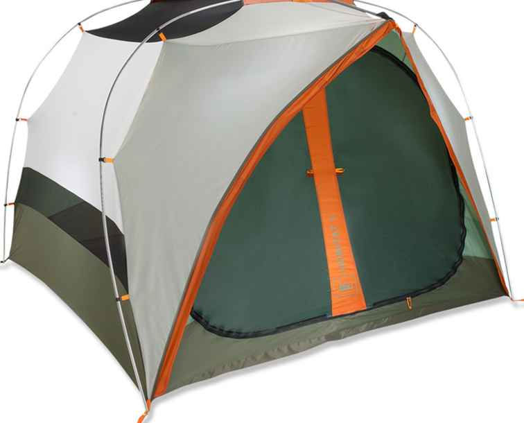 Recensione di tenda da campeggio REI Hobitat 4 / Campeggio
