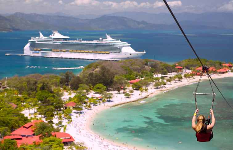 Panoramica della nave da crociera Royal Caribbean Freedom of the Seas / cruiselines