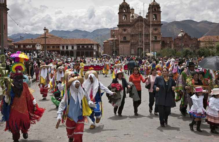 Las Fiestas Nacionales del Perú / Perú