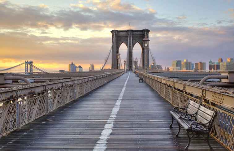 Topp 10 tips för att gå över Brooklyn Bridge / NewYork