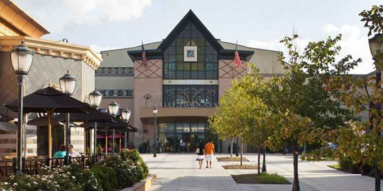 Bezoek Dulles Town Centre Mall in Dulles, Virginia / Washington, D.C..