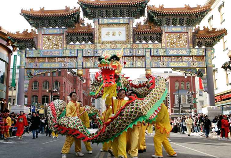 Ein Führer zu Washington, D.C. Chinese New Year Parade / Washington, D.C.