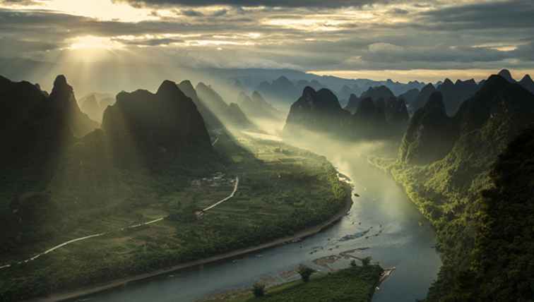 Agosto in Asia Meteo, cosa mettere in valigia e cosa vedere / Asia