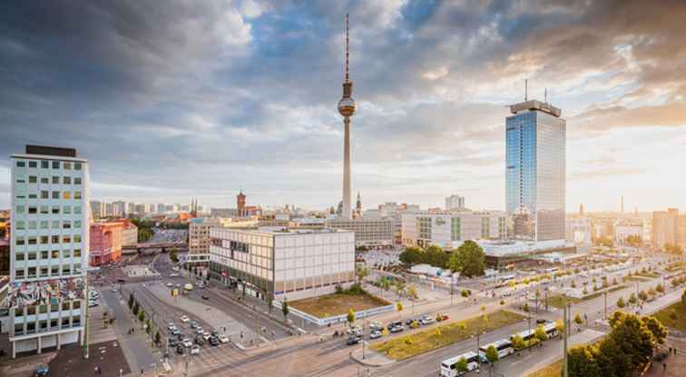 Berlins Alexanderplatz Den kompletta guiden / Tyskland