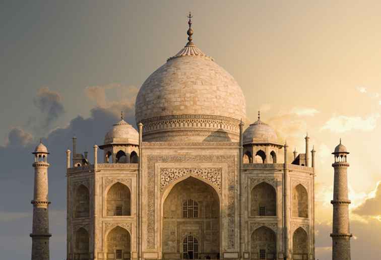 Die besten Züge für Reisen zwischen Delhi und Agra (Taj Mahal)
