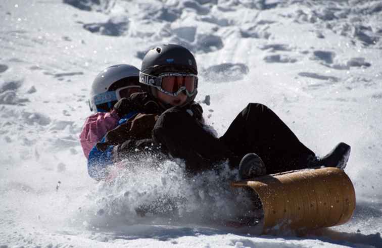 California Sno-Parks Snow Play Around Lake Tahoe / Californië