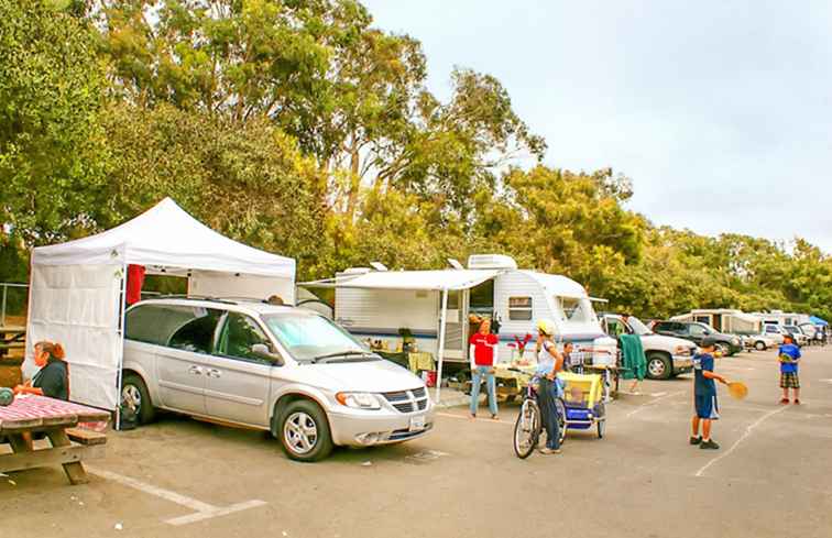 Camping en la playa estatal de Carpinteria / California