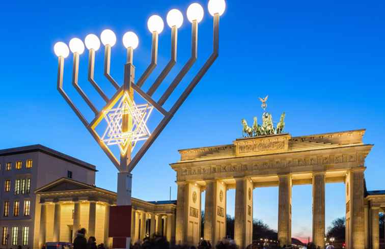 Celebrando Hanukkah in Germania / Germania