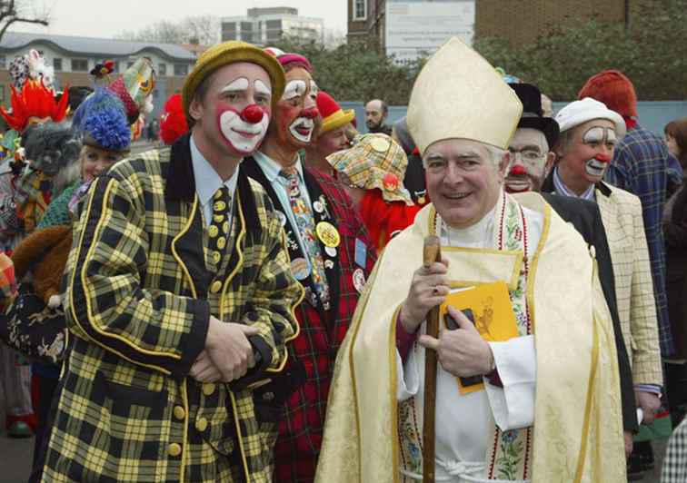 Servizio della Chiesa dei pagliacci / Inghilterra