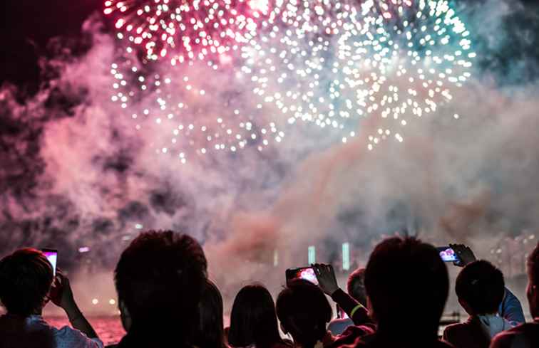 Spettacolari fuochi d'artificio del 4 luglio a Dallas-Fort Worth / Texas