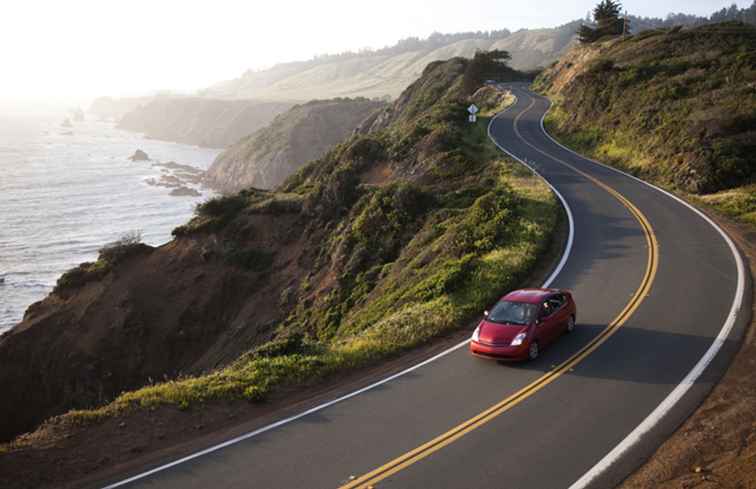 Driving Scenic Highway One in Californië / Californië