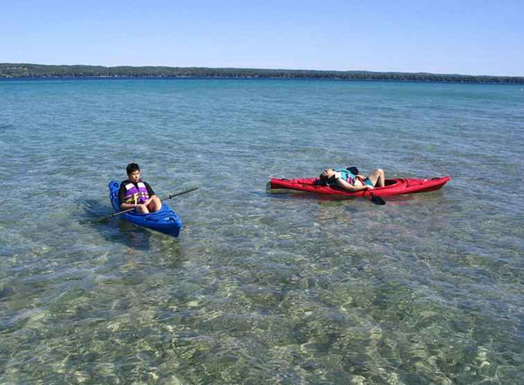 Explorer la vaste beauté du lac Torch, MI / Michigan