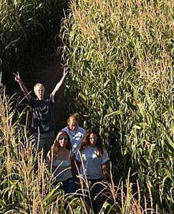 Fall Fun at the Great Godfrey Maze / Missouri