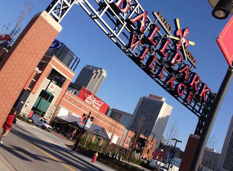 Freakshow al Ballpark Village / Missouri