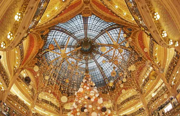 Galeries Lafayette stormarknad i Paris / frankrike