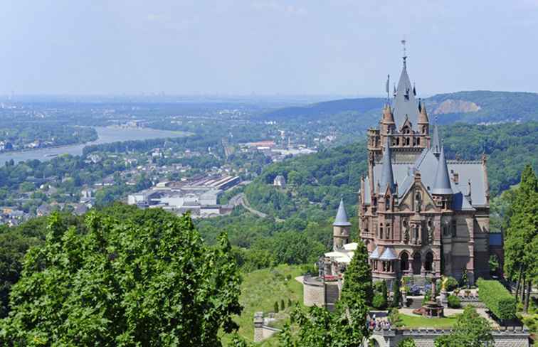 Guide till Drachenburg Castle / Tyskland