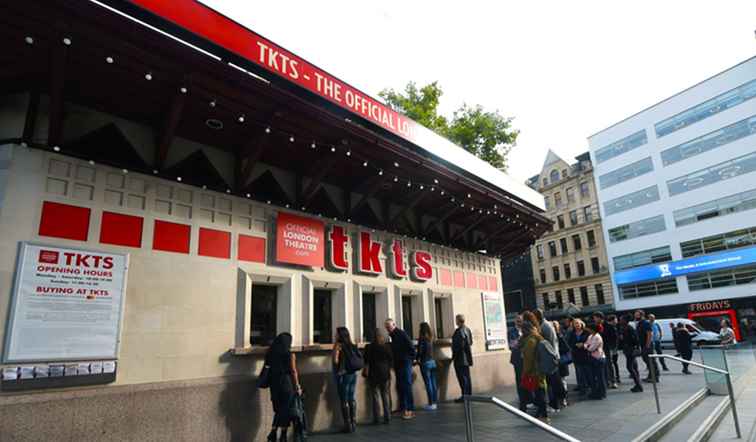 Hoe te verkrijgen van goedkope theatertickets van TKTS op Leicester Square / Engeland